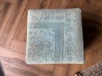 Vintage poef, blauw-gijs afmetingen B 40 x L 40 x H 45 cm., Ophalen, Zo goed als nieuw, Overige materialen, Minder dan 50 cm
