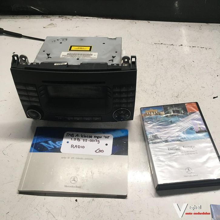Mercedes Mercedes A klasse 2005 2500179  Radio Cd Navigatie, Auto-onderdelen, Dashboard en Schakelaars, Gebruikt, Ophalen of Verzenden