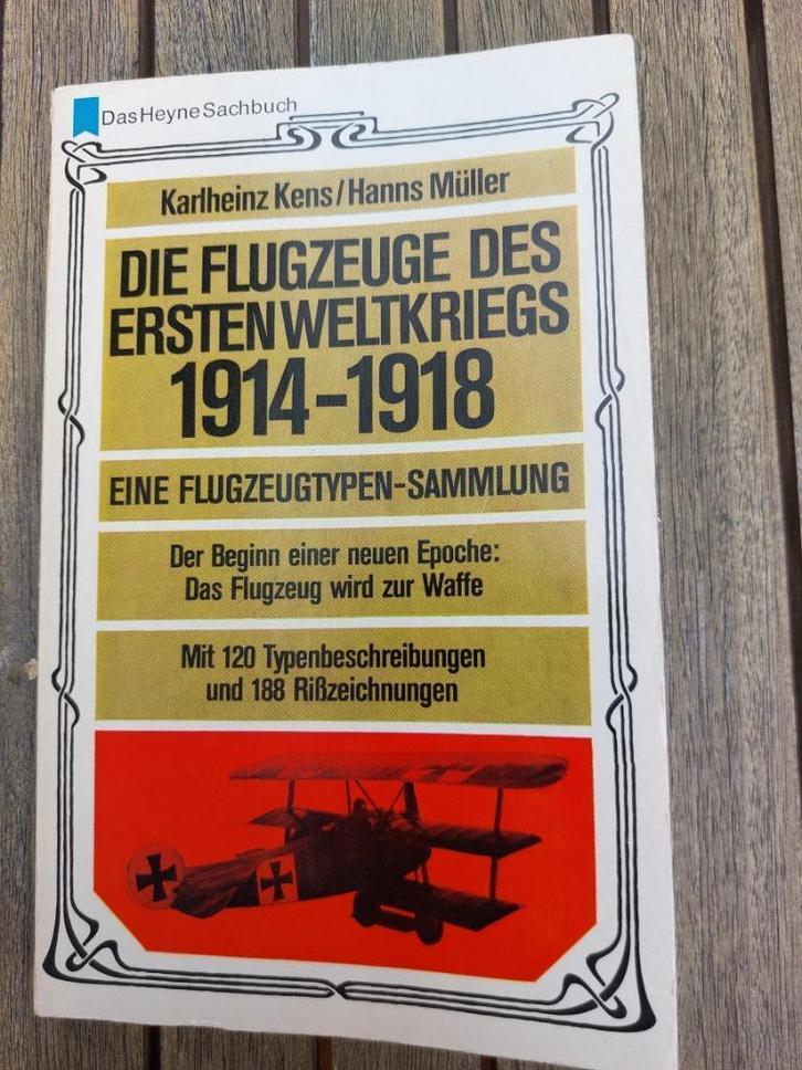 vliegtuigen WO I  1914- 1918  Fokker Rumpler Pfalz Albatros, Verzamelen, Luchtvaart en Vliegtuigspotten, Gebruikt, Kaart, Foto of Prent