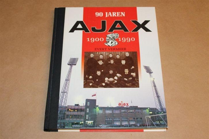 90 Jaren Ajax [1900-1990] — Rijk Geïllustreerd Jubileumboek, Boeken, Sportboeken, Gelezen, Watersport en Hengelsport, Ophalen of Verzenden