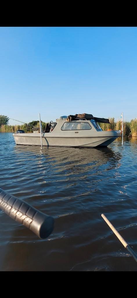 Wilson flyer 17 kajuit/visboot, Watersport en Boten, Motorboten en Motorjachten, Zo goed als nieuw, Polyester, Tot 6 meter, Benzine