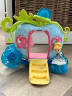 Disney MINI ASSEPOESTER MET KOETS, Ophalen of Verzenden, Assepoester of Belle, Zo goed als nieuw, Beeldje of Figuurtje