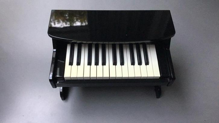 New Classic Toys Houten 25-toets Piano - Zwart, Kinderen en Baby's, Speelgoed | Houten speelgoed, Zo goed als nieuw, Ophalen of Verzenden