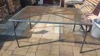 tuintafel 140x90 en vier stoelen metaal grijs, Ophalen, Gebruikt, Overige materialen, 2 zitplaatsen