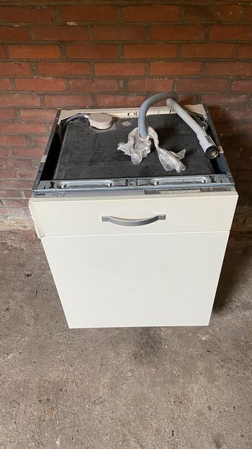 Zanussi ZDT 311 vaatwasser beschikbaar voor biedingen