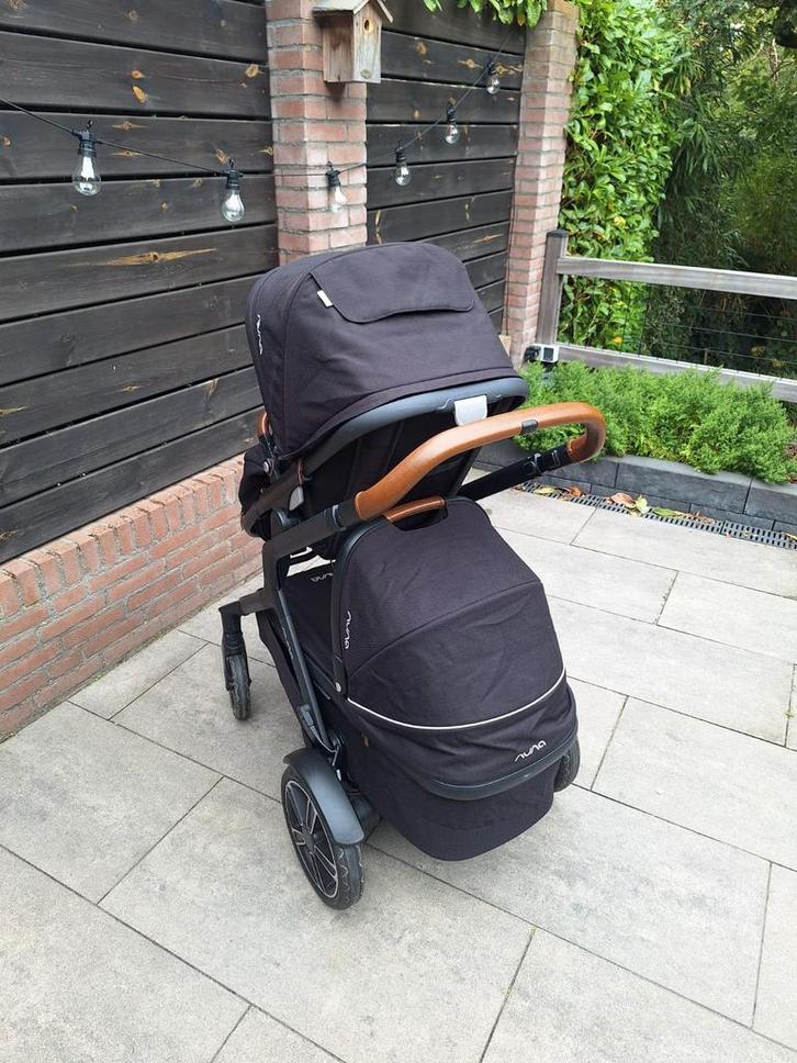 Complete Nuna Demi Grow Duo Kinderwagen set + fijne extra's!, Kinderen en Baby's, Kinderwagens en Combinaties, Zo goed als nieuw