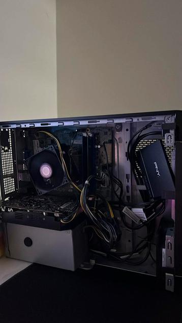 Gaming pc met een gtx 1060 beschikbaar voor biedingen