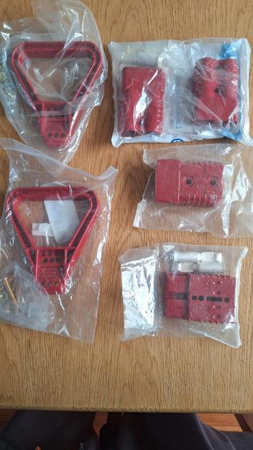 Anderson connector SB 175 2 sets 175A 600V met handvat beschikbaar voor biedingen