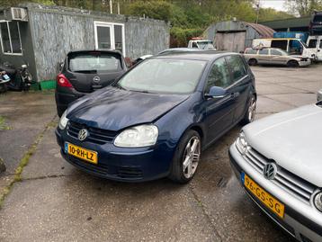 Te koop VW Golf V in onderdelen beschikbaar voor biedingen
