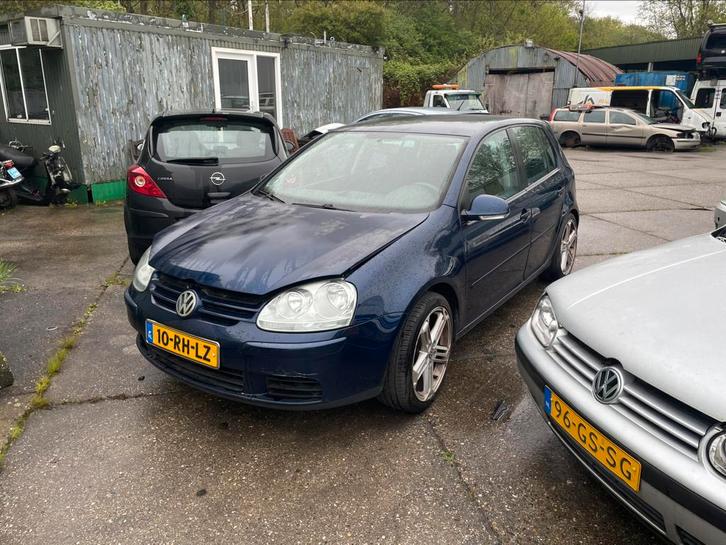 Te koop VW Golf V in onderdelen, Auto-onderdelen, Overige Auto-onderdelen, Volkswagen, Gebruikt, Ophalen of Verzenden