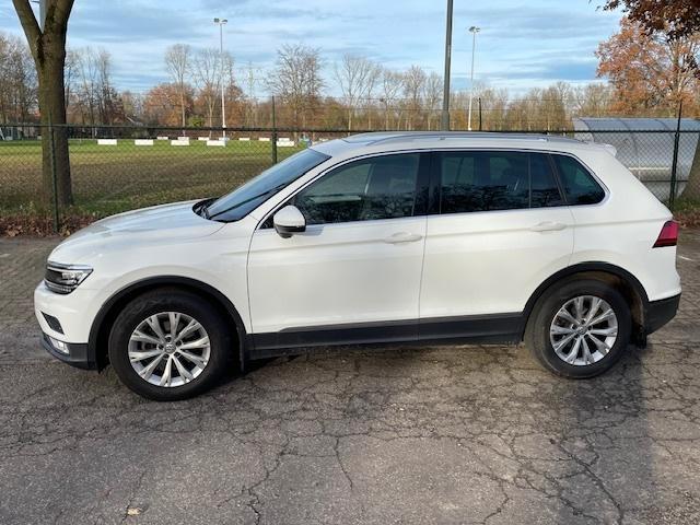 Volkswagen Tiguan 1.4 TSI 110KW/150PK 6DSG M16 2016 Wit, Auto's, Volkswagen, Particulier, Tiguan, ABS, Adaptieve lichten, Adaptive Cruise Control
