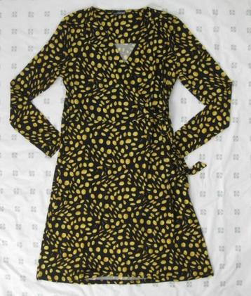 Norah geel met zwarte jurk wikkel, overslag, maat 38 40 