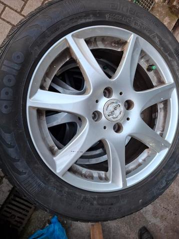 Winterbanden set Apollo 205/55 R16 met velgen beschikbaar voor biedingen