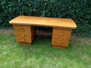 Massief houten vintage bureau (art deco) beschikbaar voor biedingen