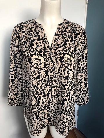 Curves 360 nydj s zwart beige bloemen top blouse  beschikbaar voor biedingen