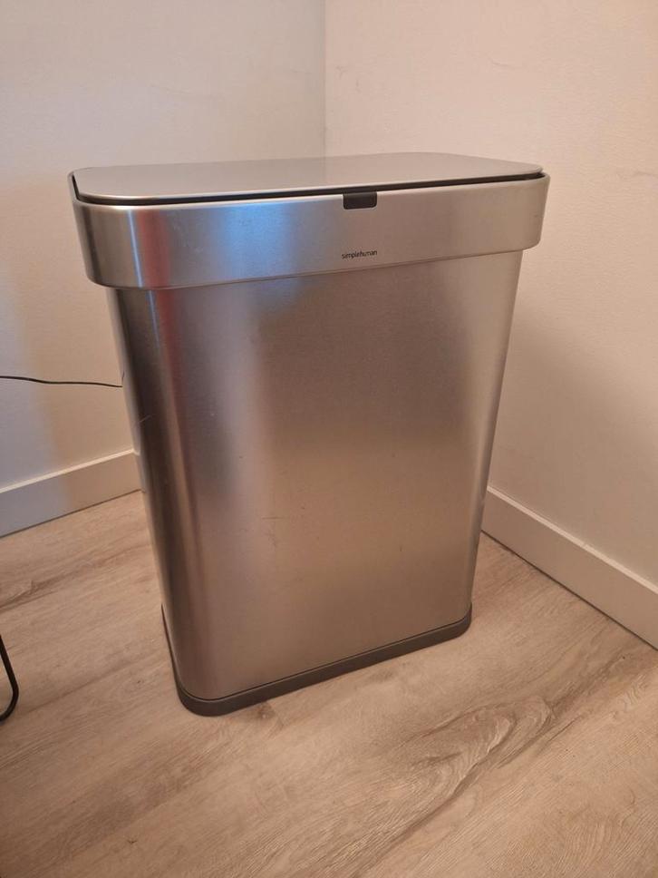 Simplehuman Prullenbak met Sensor (58L), Huis en Inrichting, Woonaccessoires | Prullenbakken, Zo goed als nieuw, Rvs, 50 tot 75 cm