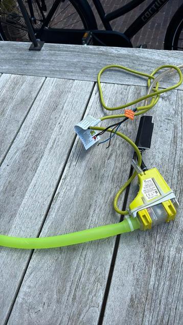 Mini Lime condens opvoerpompje voor aircos. beschikbaar voor biedingen