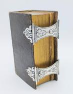 19e Eeuwse Bijbel met zilveren sloten, 1853, Antiek en Kunst, Antiek | Boeken en Bijbels, Verzenden, Zie beschrijving