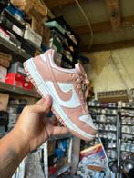 Nike Dunk Low Rose Whisper 39, Ophalen of Verzenden, Zo goed als nieuw, Sneakers of Gympen