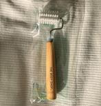 The Body Shop Facial Stimulator Massager Roller, Verzenden