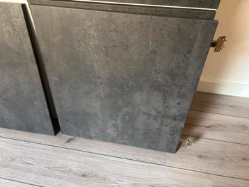 Besta Ikea losse deurtjes/ glasplaat/ glasschappen beschikbaar voor biedingen