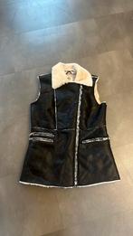 Lammy gilet van Vero Moda in de kleur zwart maat L, Kleding | Dames, Bodywarmers, Maat 38/40 (M), ., Zwart, Ophalen of Verzenden