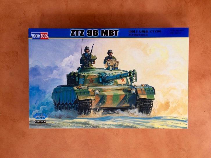 hobbyboss 82463 ZTZ 96 Tank 1/35, Hobby en Vrije tijd, Modelbouw | Auto's en Voertuigen, Nieuw, Tank, 1:32 tot 1:50, Italeri, Ophalen of Verzenden