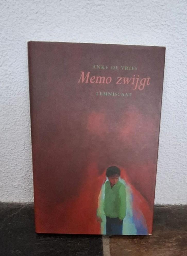 Memo zwijgt 9789056370435, Boeken, Kinderboeken | Jeugd | onder 10 jaar, Zo goed als nieuw, Fictie algemeen, Ophalen of Verzenden