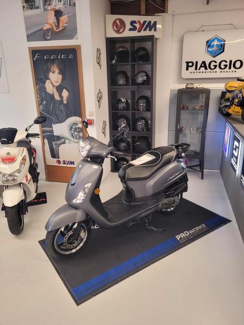 Sym Fiddle 2  45 km Geel kenteken, Fietsen en Brommers, Scooters | SYM, Zo goed als nieuw, Fiddle, Maximaal 45 km/u, Benzine, Ophalen