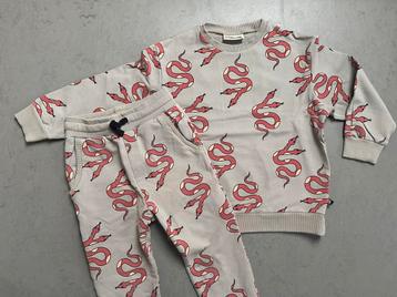Carlijn Q sweater joggingbroek maat 110-116 beschikbaar voor biedingen