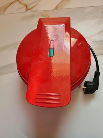 Gadgy wafel maker Rood Nieuw  beschikbaar voor biedingen