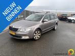 Skoda Superb Combi 1.4 TSI Comfort Business Line, Voorwielaandrijving, Euro 5, Zwart, 4 cilinders