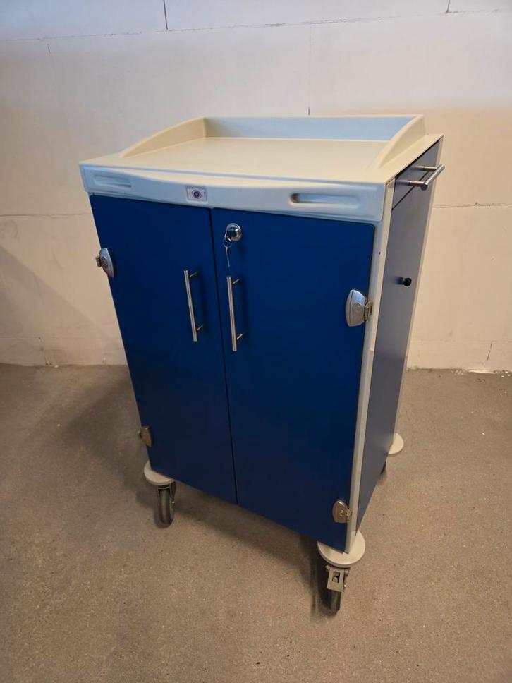 Medicijnkar / medicijn wagen, Diversen, Verpleegmiddelen, Ophalen