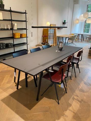 HAY Loop Stand Table black 250 x 92,5  beschikbaar voor biedingen