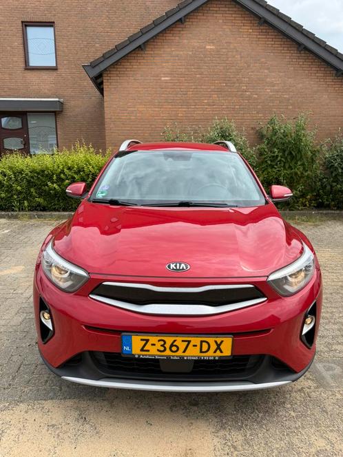 Kia Stonic 1.0 T-gdi 120pk 2017 Rood. 2e eigenaar! Trekhaak!, Auto's, Kia, Particulier, Stonic, ABS, Achteruitrijcamera, Airbags