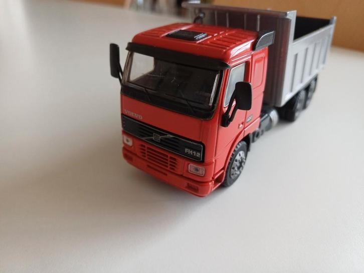 Joal Volvo FH12-420 kiepwagen, Hobby en Vrije tijd, Modelauto's | 1:50, Gebruikt, Bus of Vrachtwagen, Overige merken, Ophalen of Verzenden