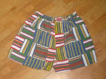 kort broekje mt 116/128 (basic boxer beschikbaar voor biedingen
