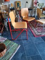 2 vintage jaren 70 design stoelen, Huis en Inrichting, Stoffering | Vloerbedekking, Ophalen, Gebruikt, 75 m² of meer, Laminaat