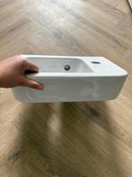 Wastafel toilet Villeroy en Boch, Huis en Inrichting, Badkamer | Badkamermeubels, Ophalen, 50 tot 100 cm, Zo goed als nieuw, Minder dan 100 cm