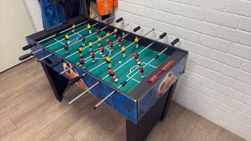 Tafelvoetbalspel beschikbaar voor biedingen