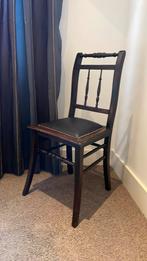 2 x Stoel gerenoveerd en opnieuw bekleed, oma’s stoel., Twee, Ophalen of Verzenden, Hout, Bruin