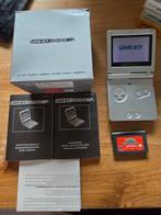 Game Boy Advance SP Zilver - Compleet met Pokémon, Spelcomputers en Games, Spelcomputers | Nintendo Game Boy, Ophalen of Verzenden