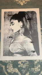 Ariana grande poster, Rechthoekig Staand, Deurposter of groter, Ophalen of Verzenden, Zo goed als nieuw