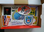1 schoendoos met Buitenlandse stickers, Verzamelen, Ophalen of Verzenden, Zo goed als nieuw, Overige typen