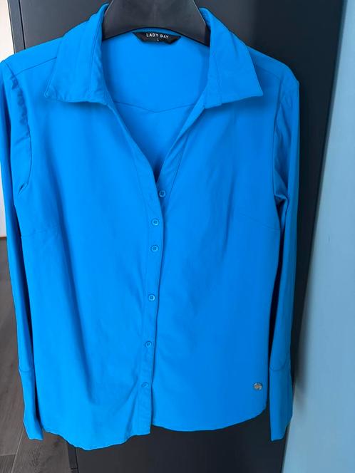 Koningsblauwe travelstof blouse Lady Day mt L, Kleding | Dames, Blouses en Tunieken, Zo goed als nieuw, Ophalen of Verzenden