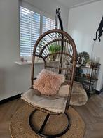 Vintage Rotan Hangstoel, Huis en Inrichting, Stoelen, Gebruikt, Bruin, Vintage, Ophalen of Verzenden