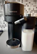 DeLonghi Nespresso Vertuo Latissima, Witgoed en Apparatuur, Koffiezetapparaten, Ophalen of Verzenden, Zo goed als nieuw, Koffiemachine