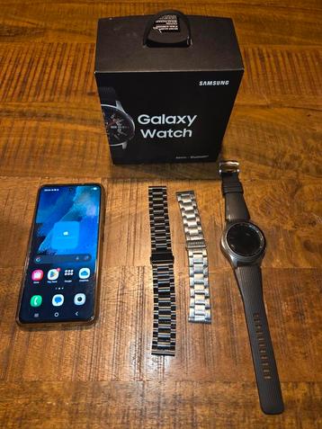 Samsung S21 FE 5G + Galaxy Watch beschikbaar voor biedingen