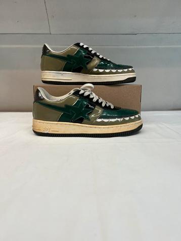 Kaws x bapesta Low - Kaws Chompers Dark Green (2006), Maat44 beschikbaar voor biedingen
