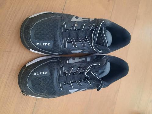 Veldschoenen hockey brabo maat 35, Sport en Fitness, Hockey, Zo goed als nieuw, Schoenen, Ophalen
